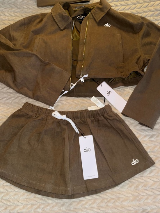 ALO Yoga Dresses & Skirts - ALO Yoga Brown Mini Skirt